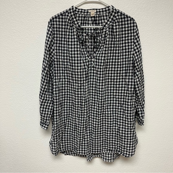 J Crew Black & White Linen/Cotton Long Sleeve V Neck Blouse size large - Picture 1 of 6